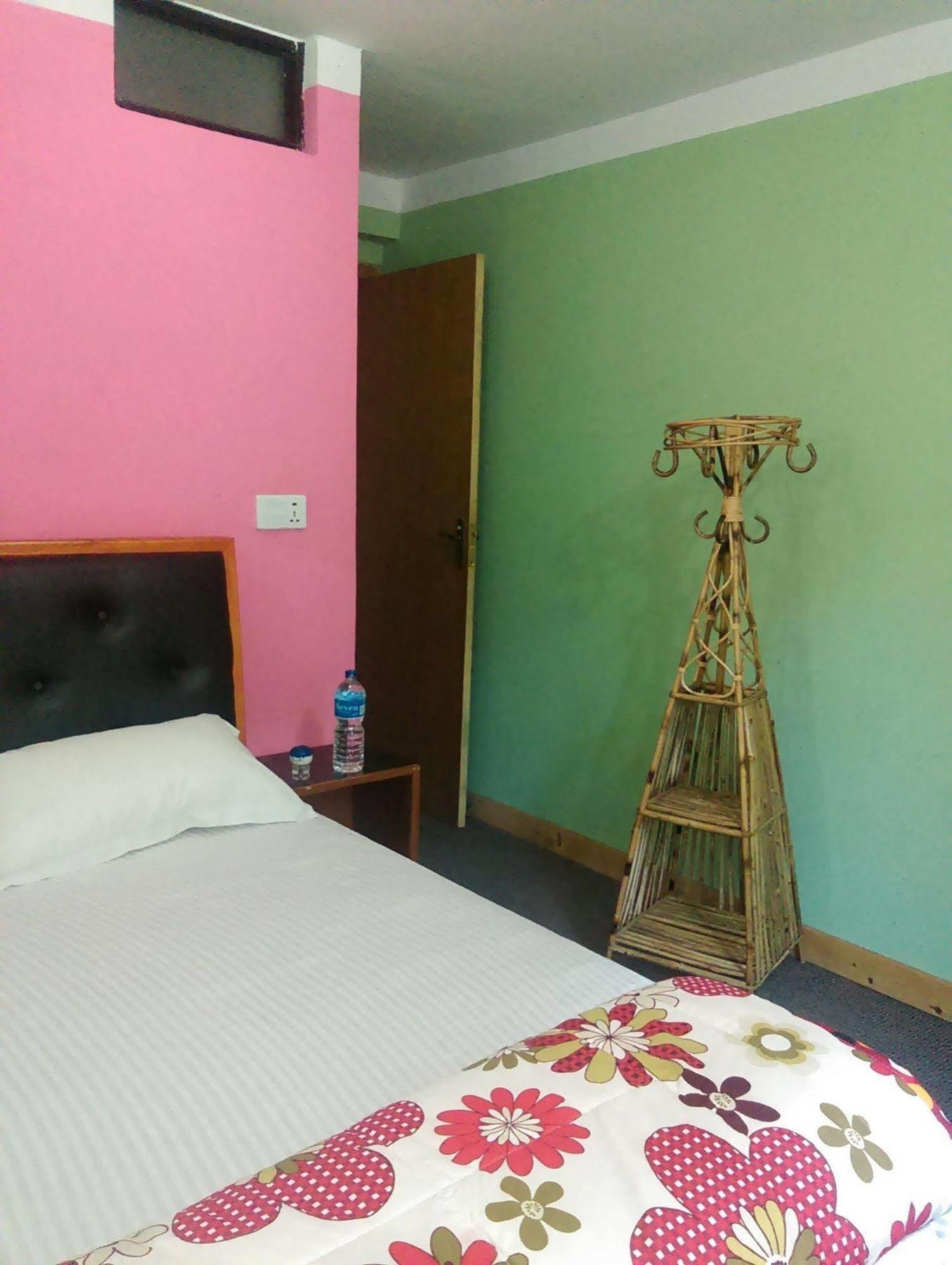 Mountain Guest House بهاكتابور المظهر الخارجي الصورة